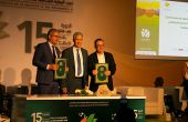de g. à dr.: El Mahdi Arrifi, Directeur Général de l’ADA, Mohammed Sadiki, Ministre de l’Agriculture du Maroc, et Ayoub Azami, Président Directeur Général de Marjane Holding.