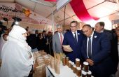 Le chef du Gouvernement, Aziz Akhannouch, a présidé le samedi 24 février 2024 à Tafraoute, l’ouverture officielle de la 11e édition du festival de l’amandier.